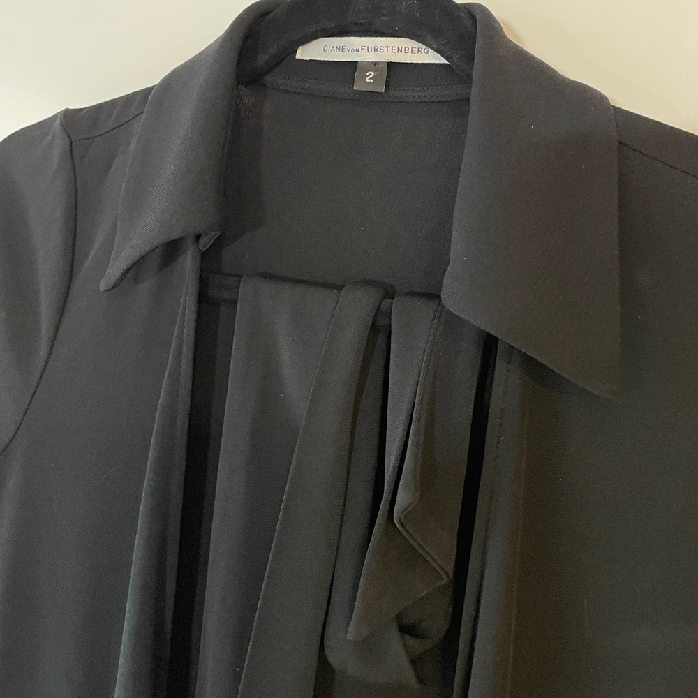 Jeanne Wrap Dress in Black, size 2 - Picture 4 of 16
